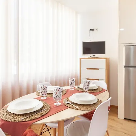 아파트 Avenida 1,2 E 3