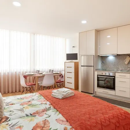 Апартаменты Avenida 1,2 E 3