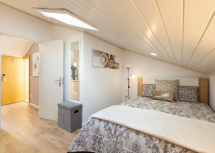 Apartamento Avenida 1,2 E 3 *