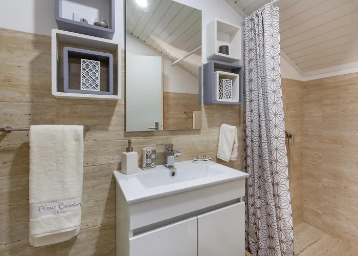 Avenida 1,2 E 3 Apartamento